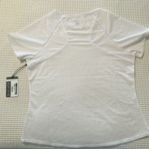 Short sleeve tennis shirt made by Tail